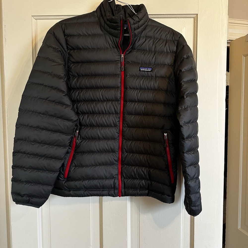 Men’s Patagonia jacket medium